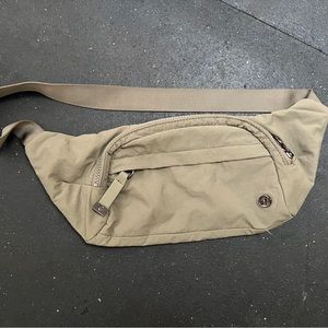 lululemon belt bag, light green/ khaki color. never used